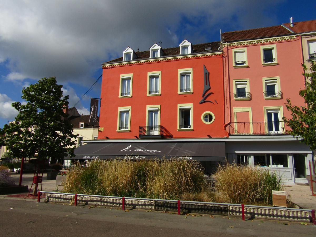 Le Creusot Hotel Exterior photo